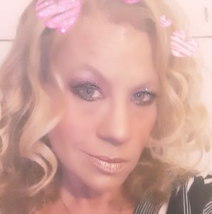 Meet your Posher, Jenn